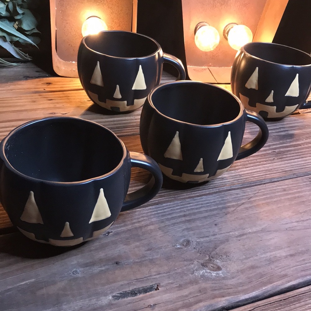 Pottery Barn Black Jack O'Lantern Pumpkin Stoneware Mugs - Set of 4 🎃 - Picture 5 of 16